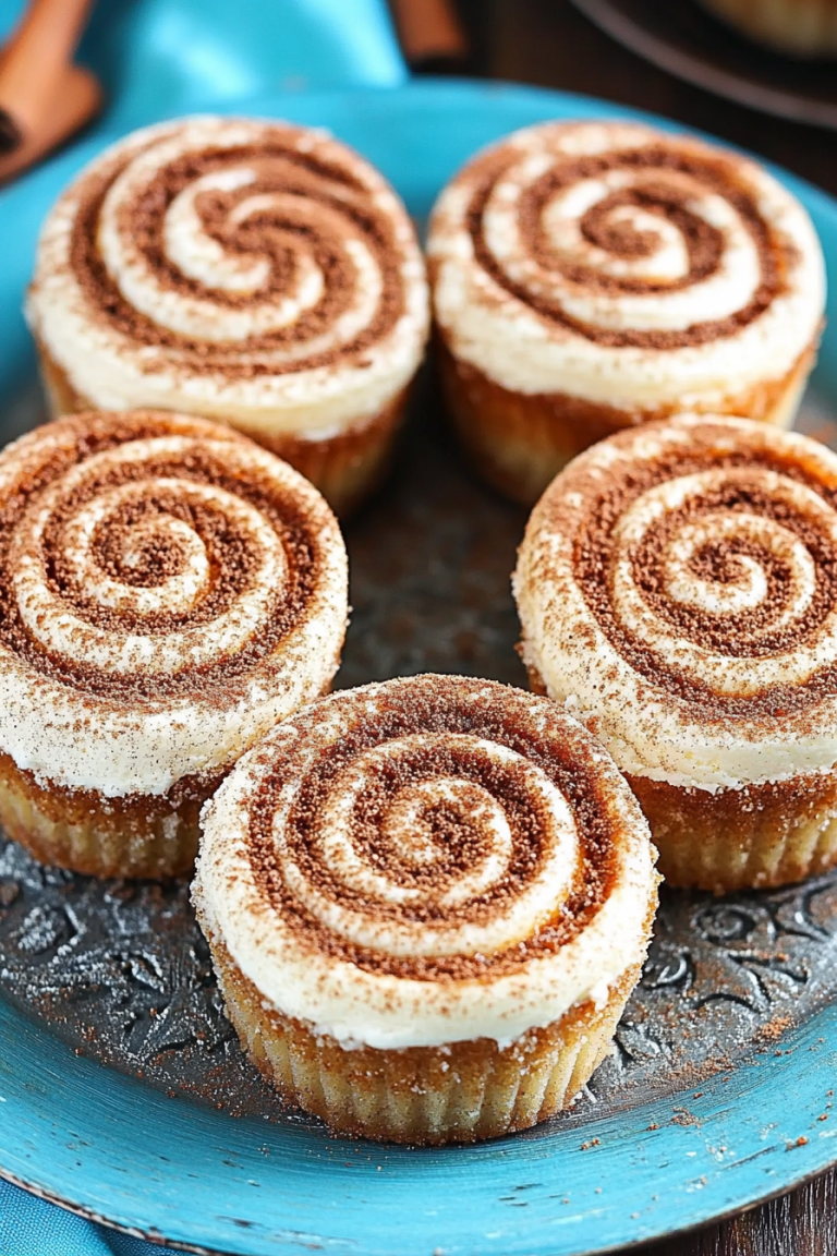 cinnamon roll cheesecake